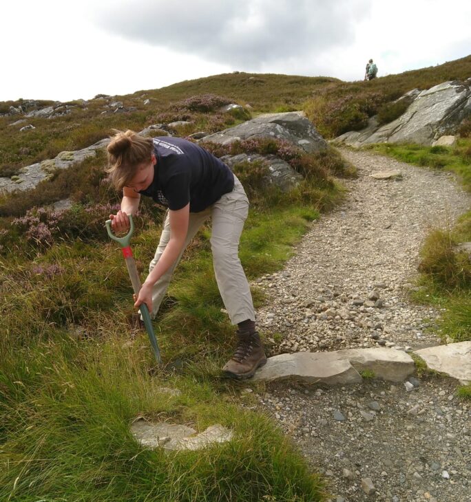 Clearing path drainage channels with John Muir Trust at Schiehallion © Sara Rasmussen