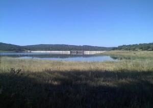 Pantano del Aguijon dam near Bacarrota. Blue YZ flew over on 10th Sept at 3pm.
