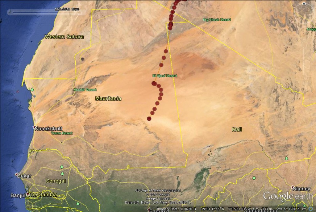 Blue YZ's transit of the Mauritanian desert - copyright SWT