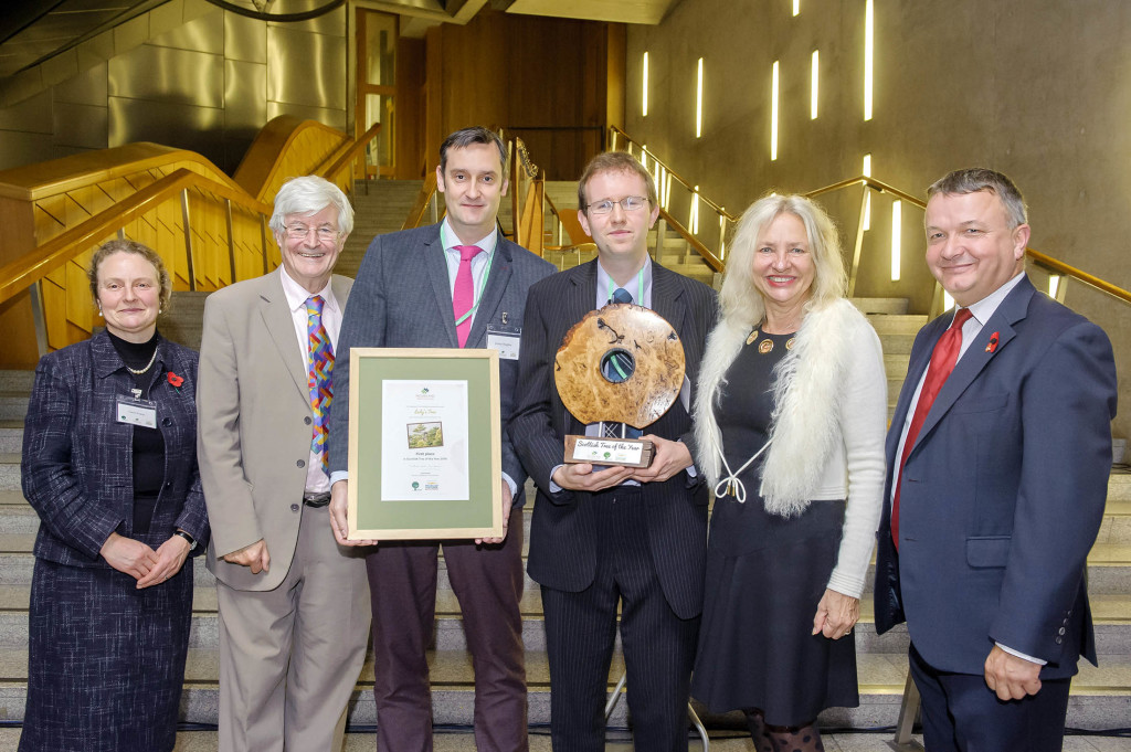 Left to right: Carol Evans (Director, Woodland Trust Scotland), Robin Harper, Jonathan Hughes, Jonathan Pinnick (Me), Annemiek Hoogenboom (Managing Director, People's Postcode Lottery), Jim Hume MSP - © Helen Pugh Photography