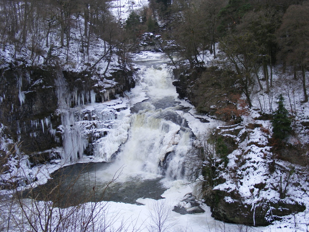 Frozen Clyde 2010 05